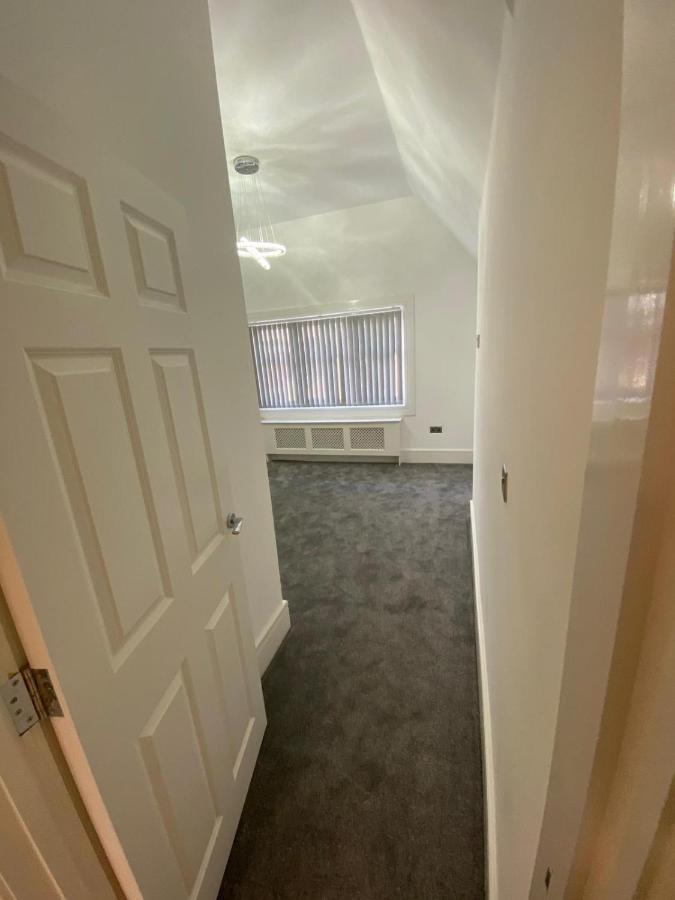 Penthouse Apt8 Lägenhet Wolverhampton Exteriör bild