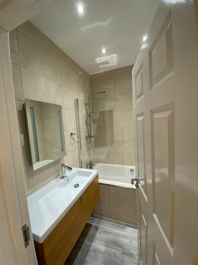 Penthouse Apt8 Lägenhet Wolverhampton Exteriör bild