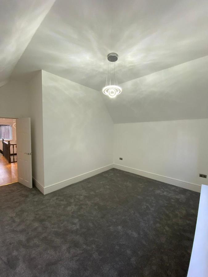 Penthouse Apt8 Lägenhet Wolverhampton Exteriör bild